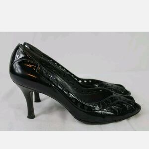 Stuart Weitzman Heels Size 7.5.
